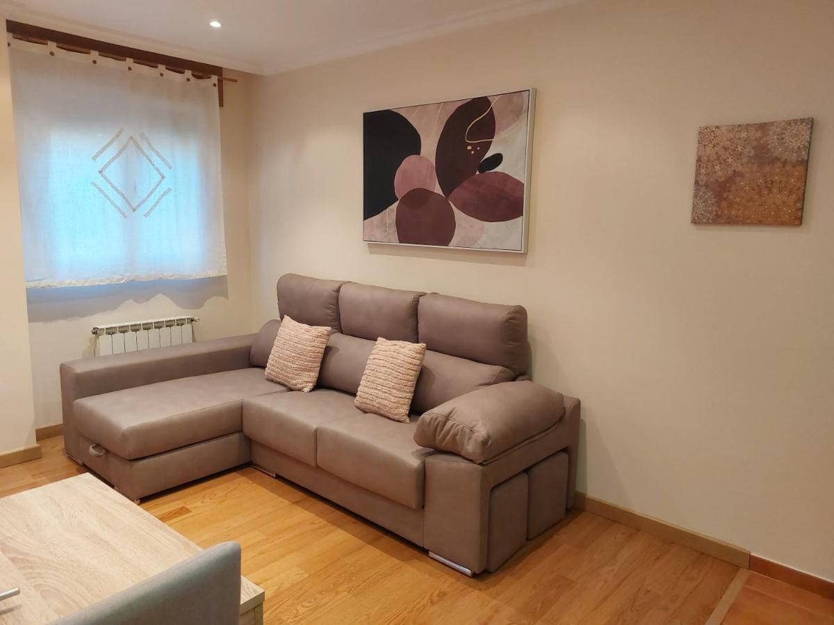 Apartamento Vieiro Con Plaza Garaje Gratis サンティアゴ・デ・コンポステーラ エクステリア 写真