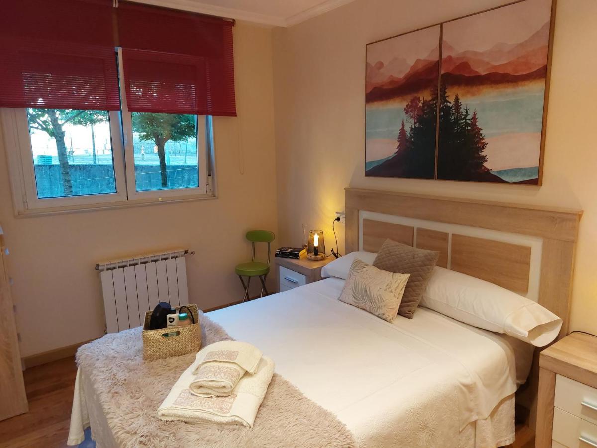 Apartamento Vieiro Con Plaza Garaje Gratis サンティアゴ・デ・コンポステーラ エクステリア 写真